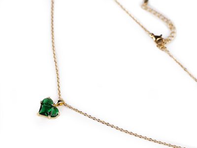 Náhrdelník z nerezové oceli s broušenými kamínky{% if variant.name %} – 4 emerald zlatá{% endif %}