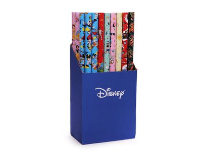 Balicí papír Disney celoroční 0,7x2 m{% if product.brand.name %} – Stoklasa{% endif %}