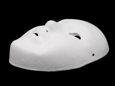 Maska na obličej dětská k domalování{% if product.brand.name %} – Stoklasa{% endif %}