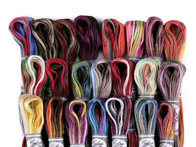 Vyšívací příze DMC Mouliné Coloris 1 ks{% if product.brand.name %} – Mikaton{% endif %}