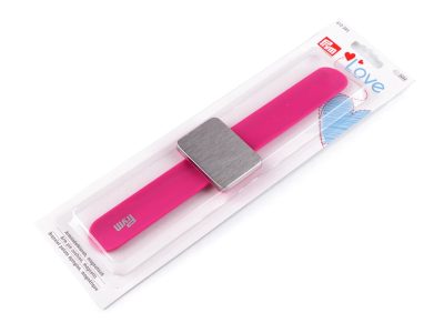 Magnetický jehelníček na ruku Prym{% if product.brand.name %} – Mikaton{% endif %}