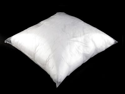 Polyesterová vata VÝPLŇ 1 kg{% if product.brand.name %} – Stoklasa{% endif %}