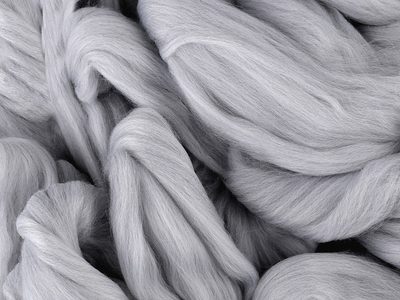 Extra silná příze 1000 g česaná melír{% if variant.name %} – 3 šedá nejsvětlejší{% endif %}