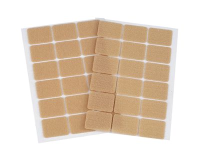 Suchý zip samolepicí obdélníčky 25x32 mm{% if variant.name %} – 5 béžová{% endif %}