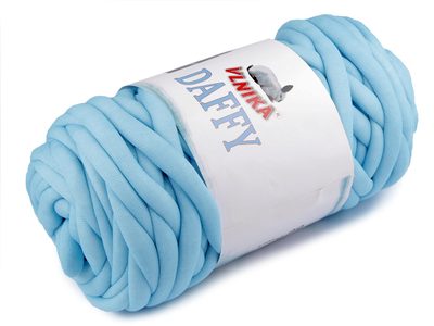 METRÁŽ Příze Daffy silná Marshmallow{% if variant.name %} – 5 (66) modrá světlá{% endif %}