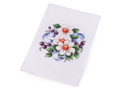 Sada vyšívání - předloha, jehla, bavlnky{% if variant.name %} – 2 bílá květy{% endif %}