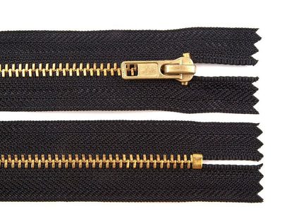Kovový / mosazný zip šíře 4 mm délka 14 cm kalhotový{% if variant.name %} – 322 černá{% endif %}