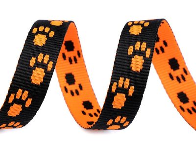 Popruh na vodítko / obojek šíře 15 mm METRÁŽ{% if variant.name %} – 3 (102) oranžová{% endif %}