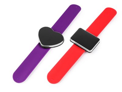 Magnetický jehelníček na ruku - srdce, obdélník{% if product.brand.name %} – Stoklasa{% endif %}