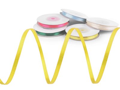 Atlasová stuha šíře 3 mm návin 30 metrů{% if product.brand.name %} – Galanterka{% endif %}