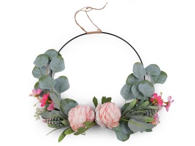 Závěsná dekorace kruh s květy Ø28 cm{% if product.brand.name %} – Stoklasa{% endif %}