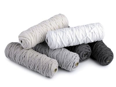 Šňůra / příze s duší k háčkování Ø3 mm návin 50 m{% if product.brand.name %} – Galanterka{% endif %}