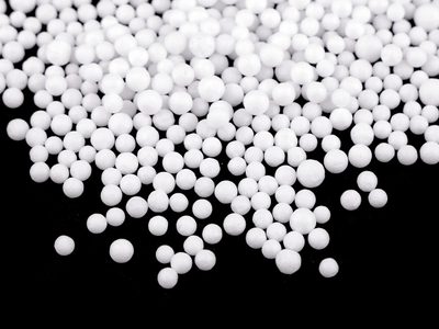 Dekorační sníh / mini kuličky - polystyren 10 g{% if variant.name %} – Ø 8 mm bílá{% endif %}