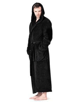 Černý župan s kapucí 31 49 999{% if product.brand.name %} – Vestis{% endif %}
