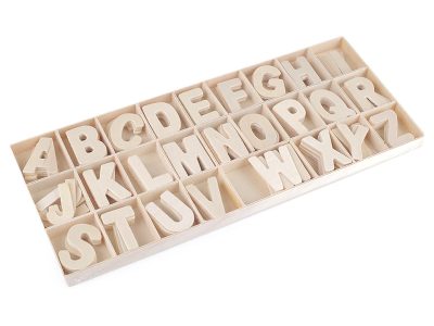 Dřevěná písmena v krabici{% if product.brand.name %} – Stoklasa{% endif %}