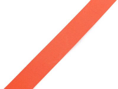 Hladký oboustranný popruh s leskem šíře 25 mm METRÁŽ{% if variant.name %} – 3 oranžová{% endif %}