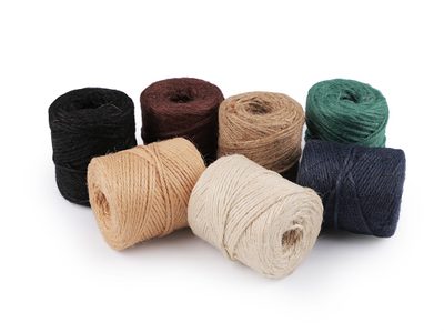 Jutový provázek Ø2 mm k pletení a háčkování 100 g{% if product.brand.name %} – Stoklasa{% endif %}