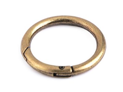 Karabina / kroužek na klíče Ø32 mm{% if variant.name %} – 4 staromosaz{% endif %}