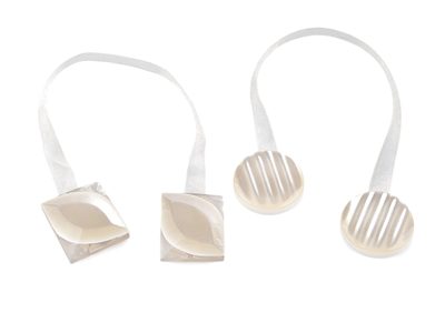 Magnetická spona na závěsy{% if product.brand.name %} – Stoklasa{% endif %}