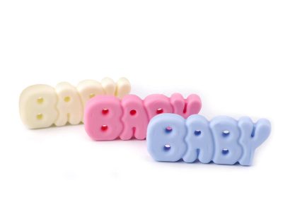 Silikonový přívěsek baby 17x44 mm 1 kus{% if product.brand.name %} – Galanterka{% endif %}