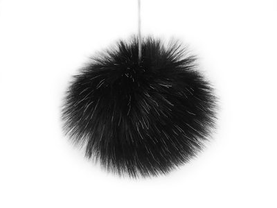 Kožešinová bambule na čepici Ø8 cm{% if variant.name %} – 15 černá láva{% endif %}