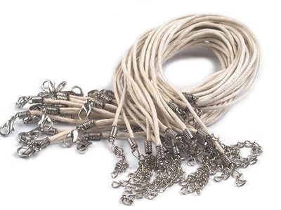Voskovaná šňůrka s karabinkou délka 45 cm{% if variant.name %} – 2 krémová světlá{% endif %}