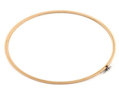 Vyšívací kruh bambusový, extra velký Ø33 cm{% if product.brand.name %} – Stoklasa{% endif %}