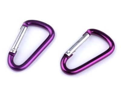 Kovová karabina 23x39 mm 1 kus{% if variant.name %} – 7 fialová purpura{% endif %}