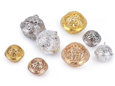 Rolničky filigránové Ø18 mm, Ø26 mm 2 ks{% if product.brand.name %} – Galanterka{% endif %}