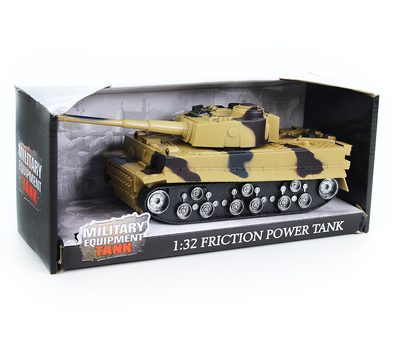 Tank plastový se zvukem a světlem – fotka 1