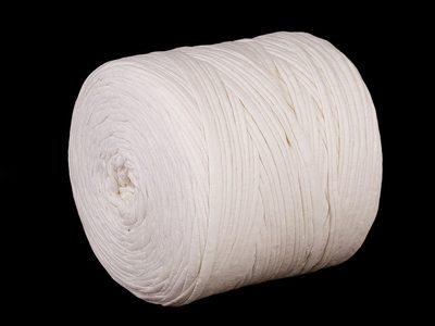 Špagety / příze 700 g - 2 (2) krémová nejsvět. různé odstíny
