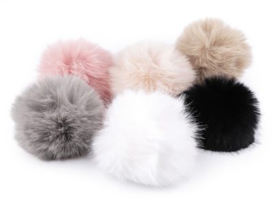 Kožešinová bambule s poutkem Ø12 cm{% if product.brand.name %} – Stoklasa{% endif %}