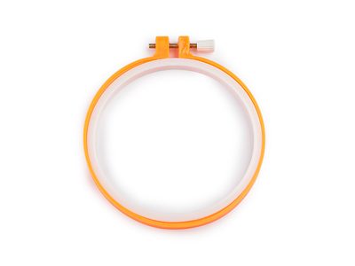 Vyšívací kruh plastový Ø14,5 cm, 18 cm{% if variant.name %} – 2 (Ø12 cm) červená{% endif %}