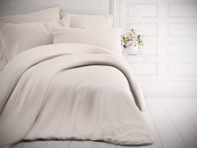 Jednobarevné bavlněné povlečení bílé 140×200, 70×90 cm{% if product.brand.name %} – Kvalitex{% endif %}