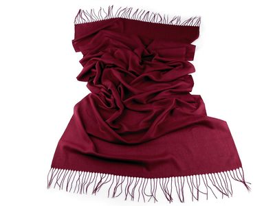 Šála jednobarevná s třásněmi 65x170 cm{% if product.brand.name %} – Stoklasa{% endif %}