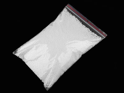 Polystyrenové kuličky VÝPLŇ  do hraček 1 litr{% if product.brand.name %} – Stoklasa{% endif %}