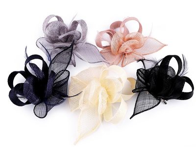 Fascinátor / brož květ s peřím{% if product.brand.name %} – Stoklasa{% endif %}