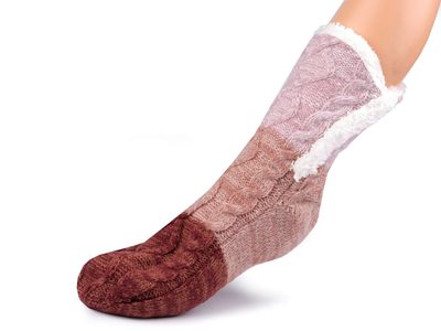 Ponožky zimní s kožíškem a protiskluzem Emi Ross{% if product.brand.name %} – Stoklasa{% endif %}