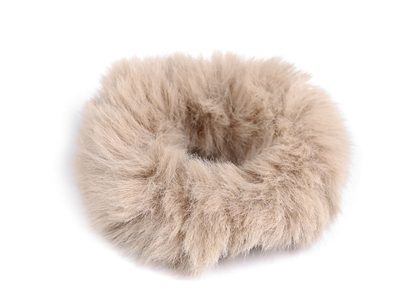 Gumička do vlasů kožešinová{% if variant.name %} – 2 béžová světlá{% endif %}