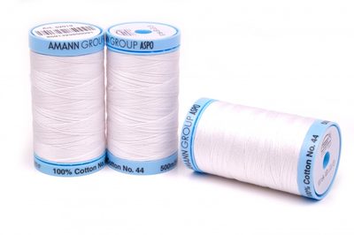 Bavlněné nitě 500 m Etiketní č.44 Triana Amann{% if product.brand.name %} – AMANN{% endif %}