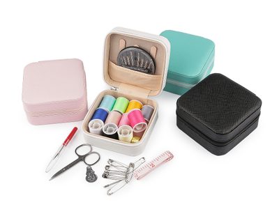 Sada na šití v pouzdře{% if product.brand.name %} – Stoklasa{% endif %}