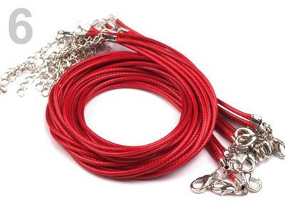Splétaná šňůrka s karabinkou délka 45 cm{% if variant.name %} – 6 červená jahoda{% endif %}