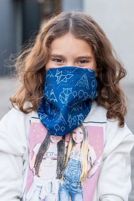 Dětský antivirový šátek nanoSPACE - lišky modrá{% if product.brand.name %} – nanoSPACE{% endif %}