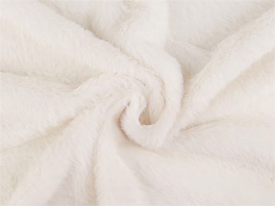 Oděvní umělá kožešina rabbit METRÁŽ{% if variant.name %} – 2 Off White{% endif %}