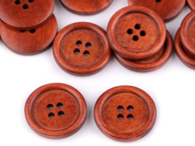 Dřevěný knoflík čtyřdírkový velikost 40" 10 kusů{% if variant.name %} – 2 třešeň{% endif %}
