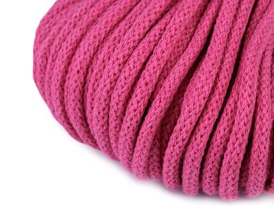 Šňůra / příze s duší Ø5 mm návin 10 metrů{% if variant.name %} – 4 /012 pink{% endif %}