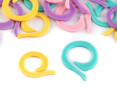 Spínací kroužek na pletení{% if product.brand.name %} – Stoklasa{% endif %}