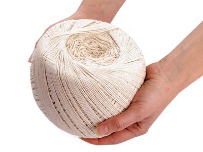 Bavlněná příze macrame 600 g{% if product.brand.name %} – Stoklasa{% endif %}