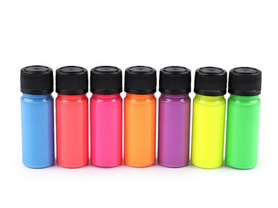Sada barev na textil Art e Miss; na světlý textil, svítící ve tmě, neon{% if variant.name %} – mix č. 3 neon{% endif %}