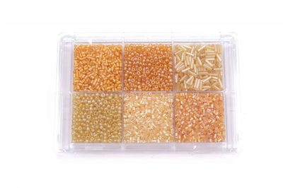 Korálky skleněné sada cca 80g. béžová{% if product.brand.name %} – Galanterka{% endif %}